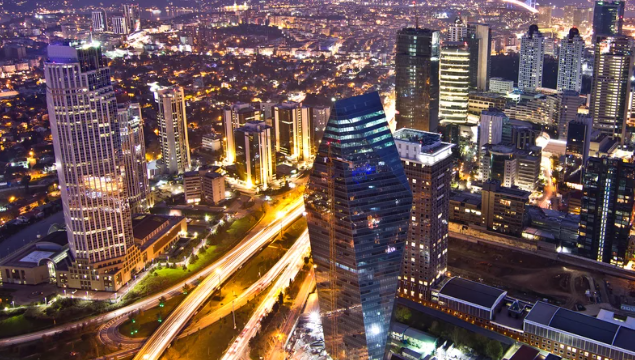 Beton Üzerine Büyümek: Türkiye’nin İnşaat Sektörüne Bağlılığı, Katma Değer Eksikliği