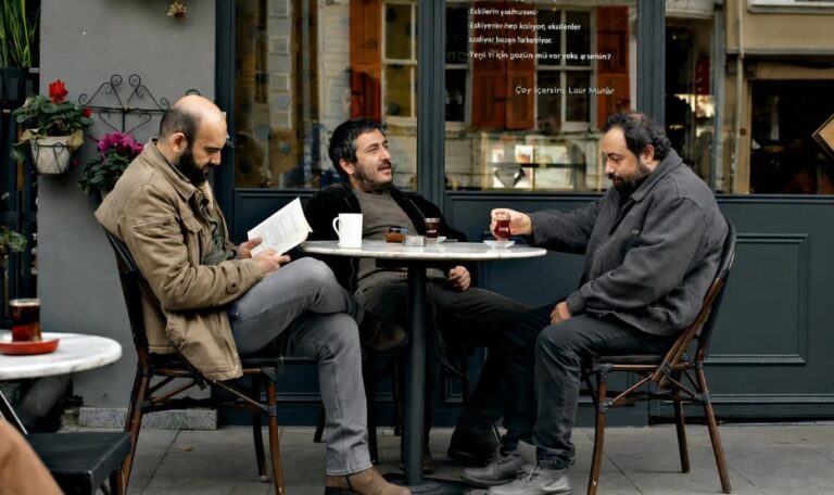 Sanki Psikolojik Gibi: Gibi Dizisinin Psikolojik Anatomisi